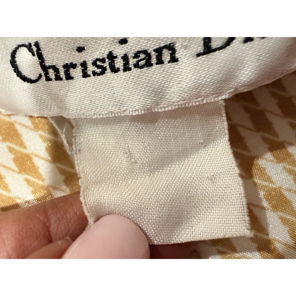 VTG CHRISTIAN DIOR Pajama Top Satin Gold Houndstooth Silk Lounge Shirt 24" PTP - Picture 10 of 10